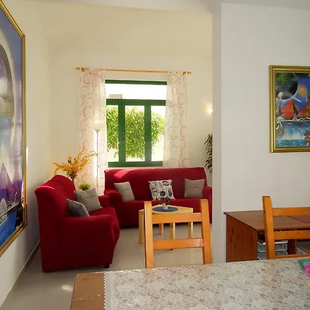 Casa Mailanzaisla Vakantiehuis *